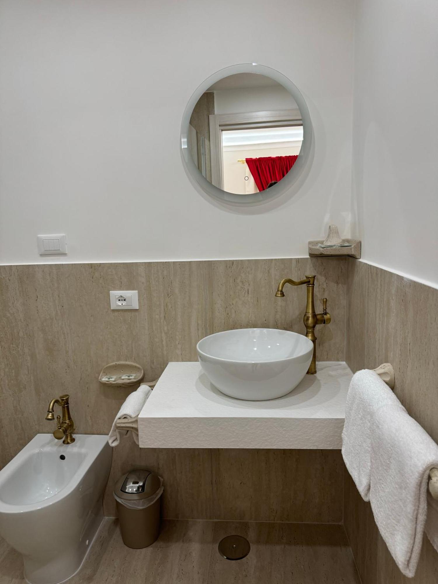 Jacuzzi Rooms Vatican Museum Roma Exterior foto