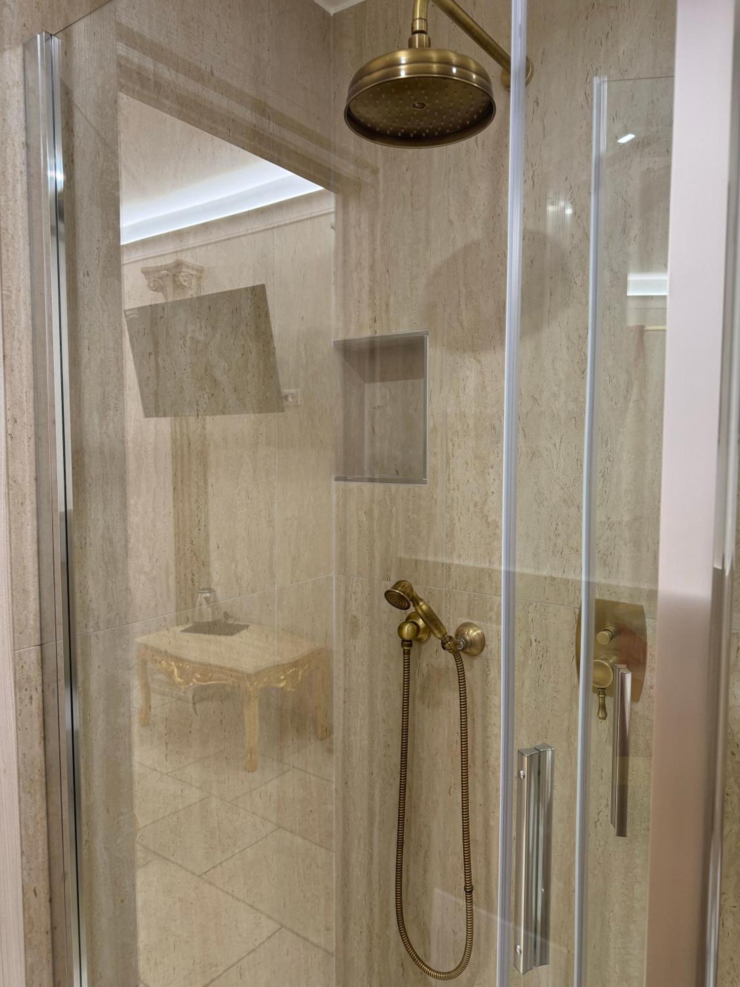 Jacuzzi Rooms Vatican Museum Roma Exterior foto